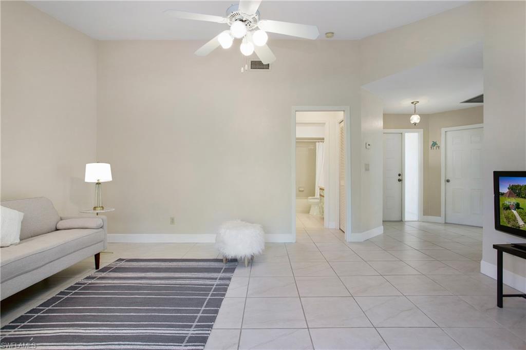 VILLAS FOUR - Residential