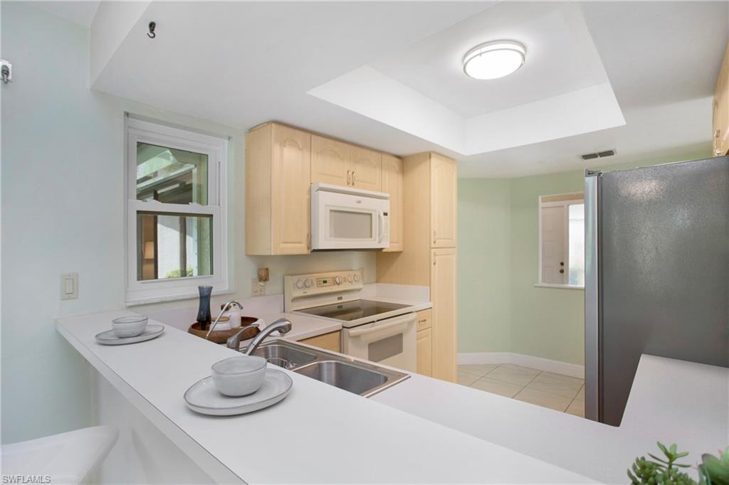 VILLAS FOUR - Residential