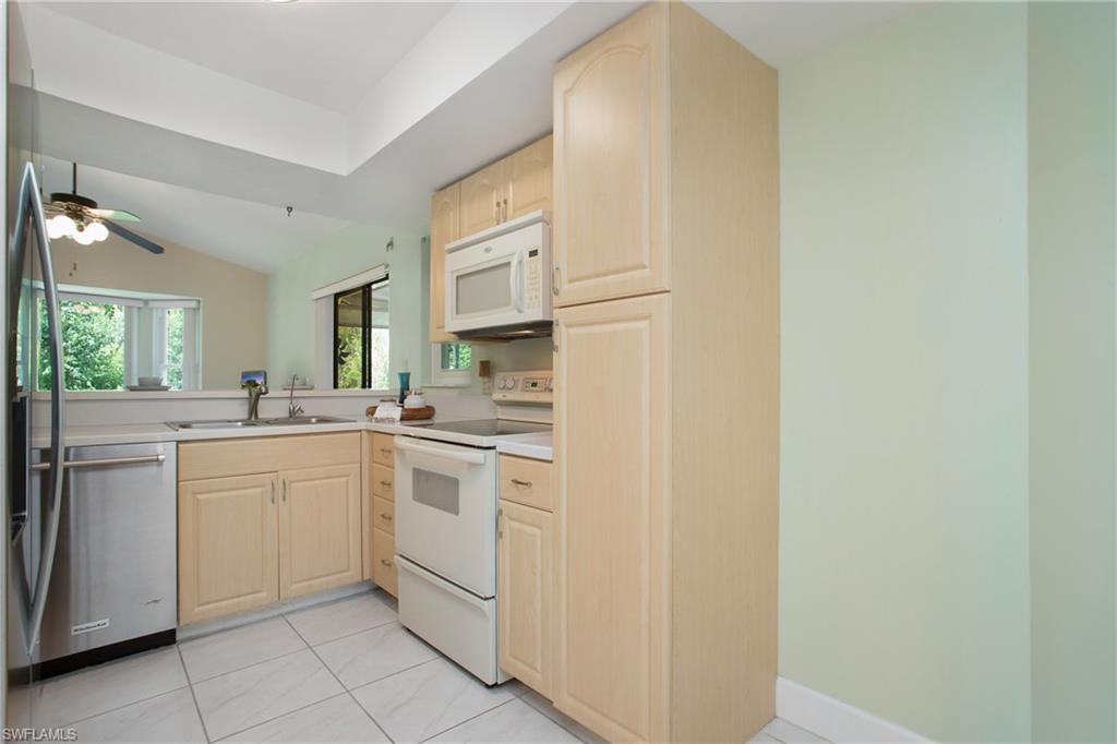 VILLAS FOUR - Residential