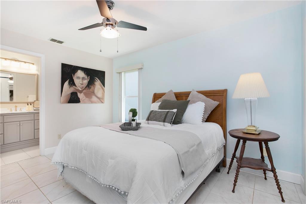 VILLAS FOUR - Residential