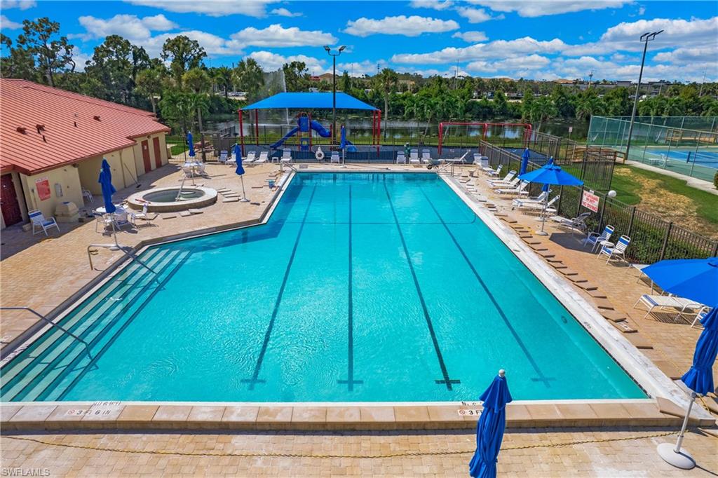 VILLAS FOUR - Residential