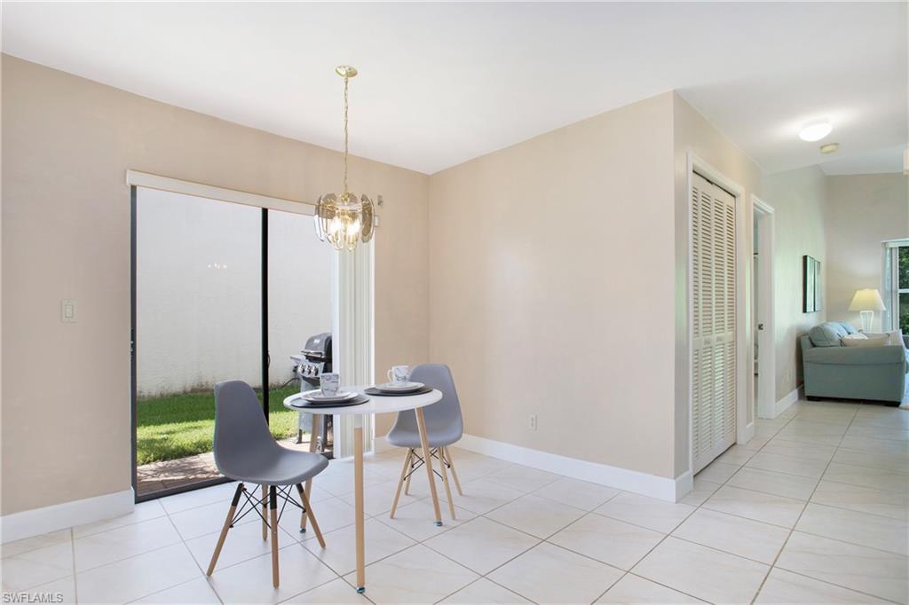 VILLAS FOUR - Residential