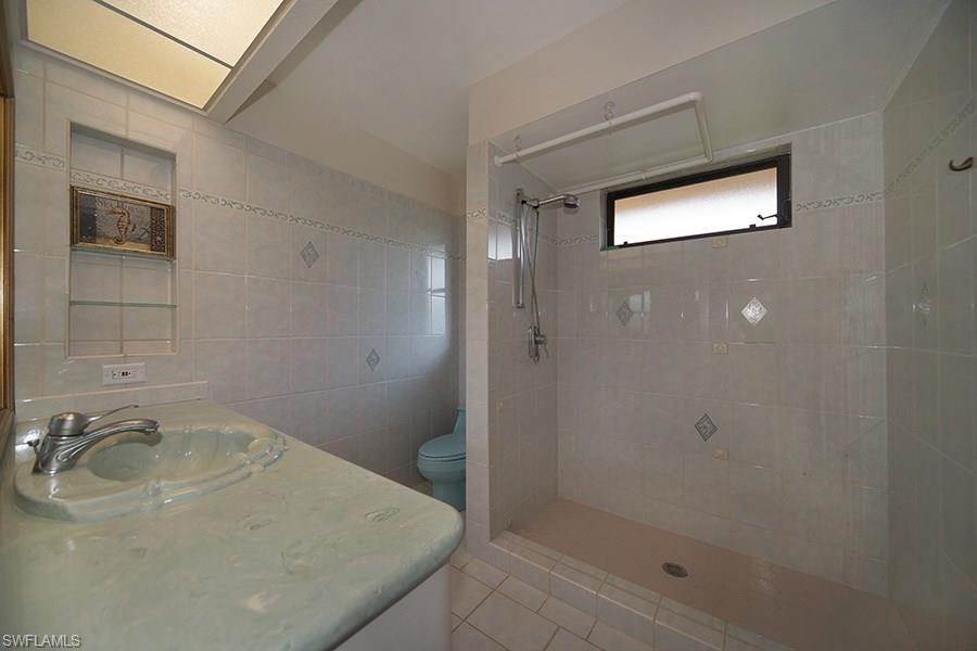 IMPERIAL GOLF ESTATES - Residential