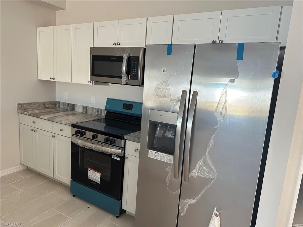 CAPE CORAL - Residential Lease