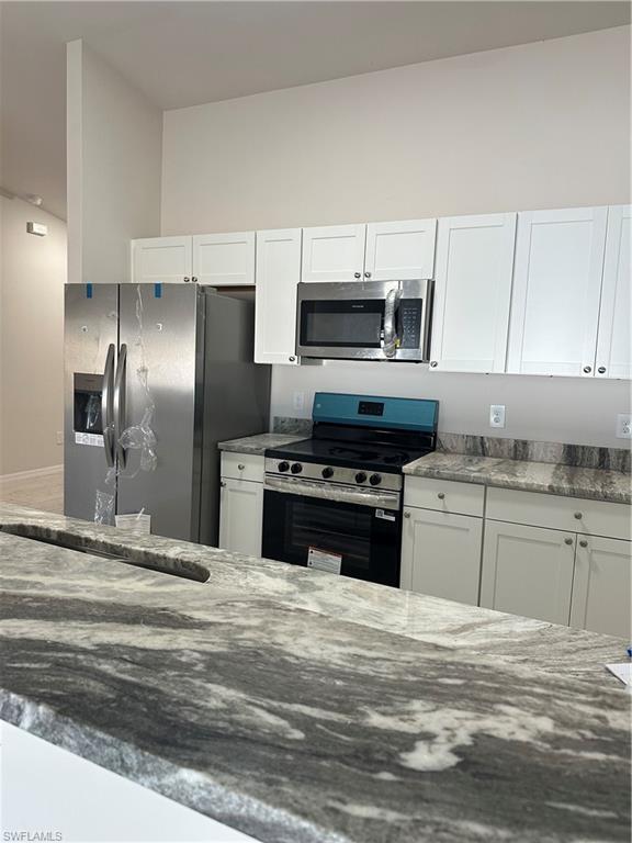 CAPE CORAL - Residential Lease