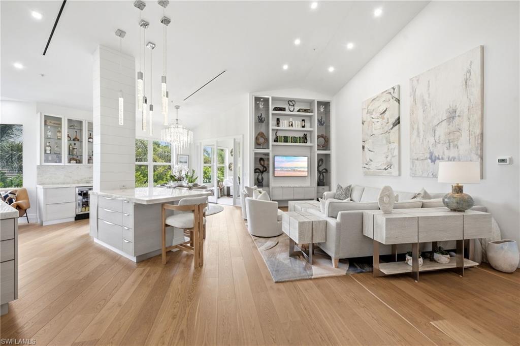 231 COLONADE CIR 2203