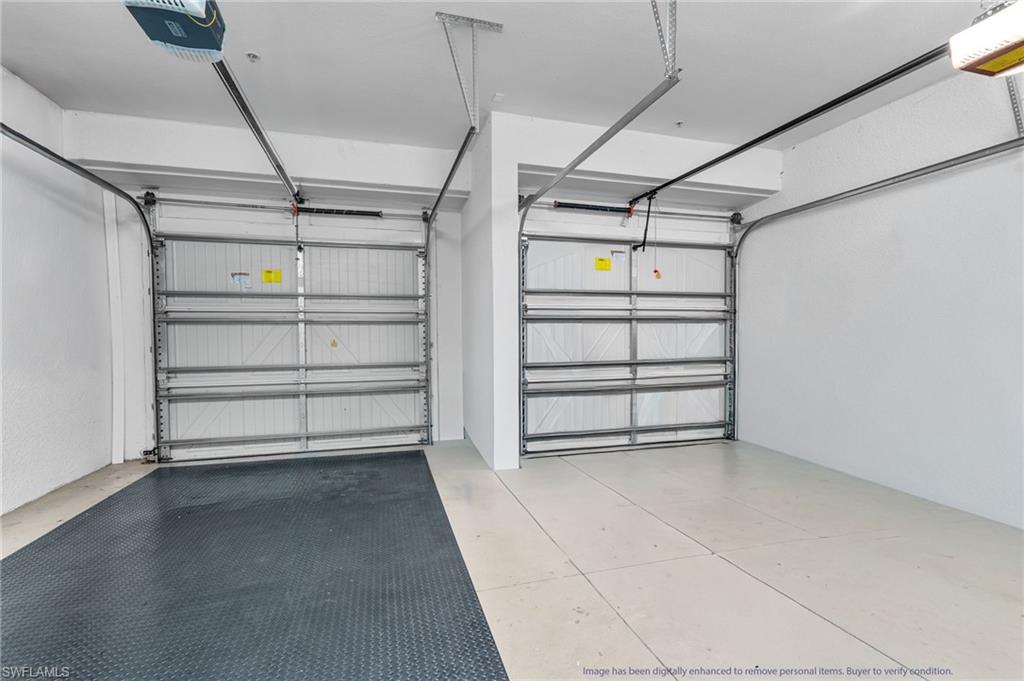 QUINCY SQUARE - Residential