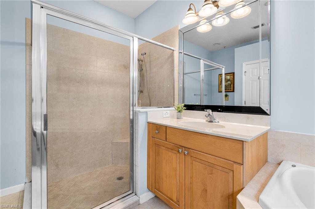 QUINCY SQUARE - Residential