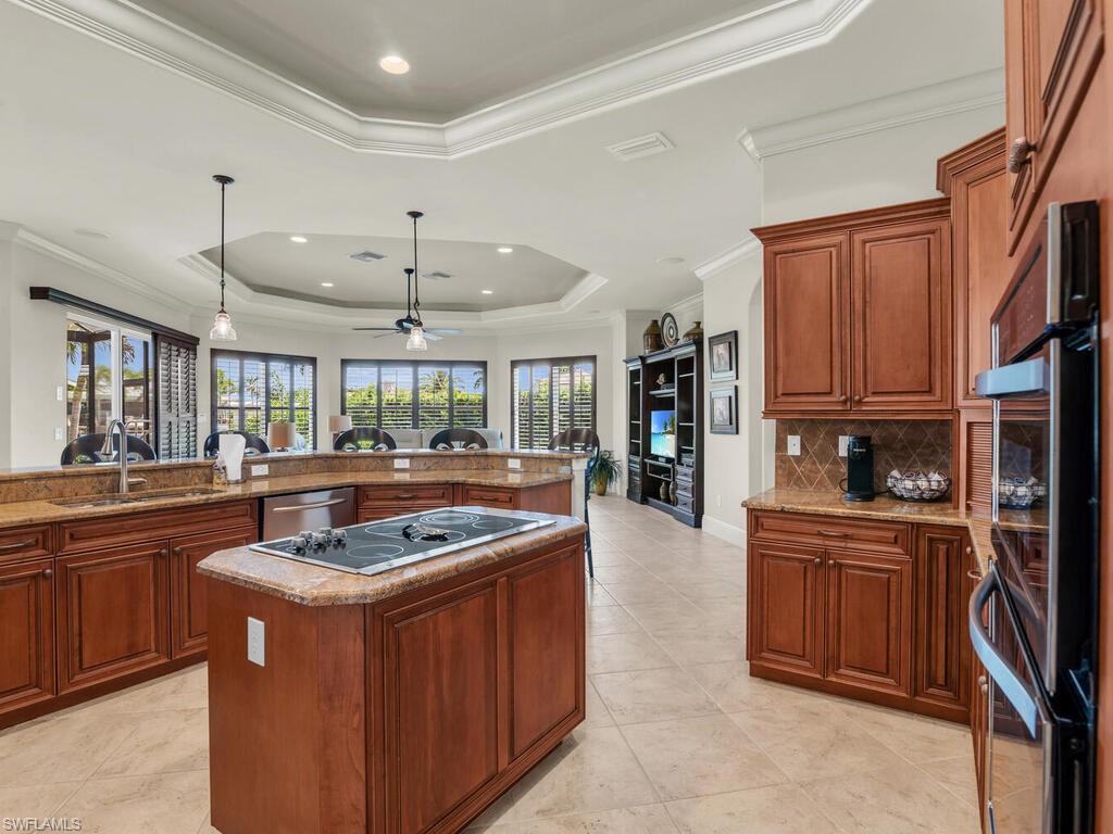 MARCO ISLAND - Residential