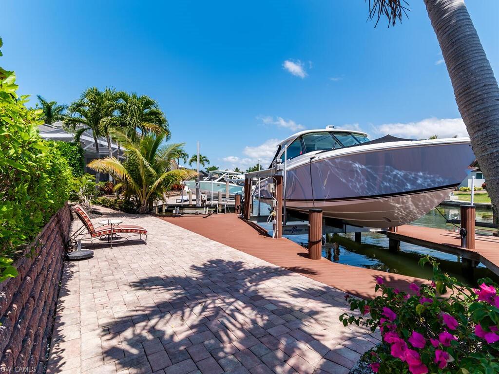 MARCO ISLAND - Residential