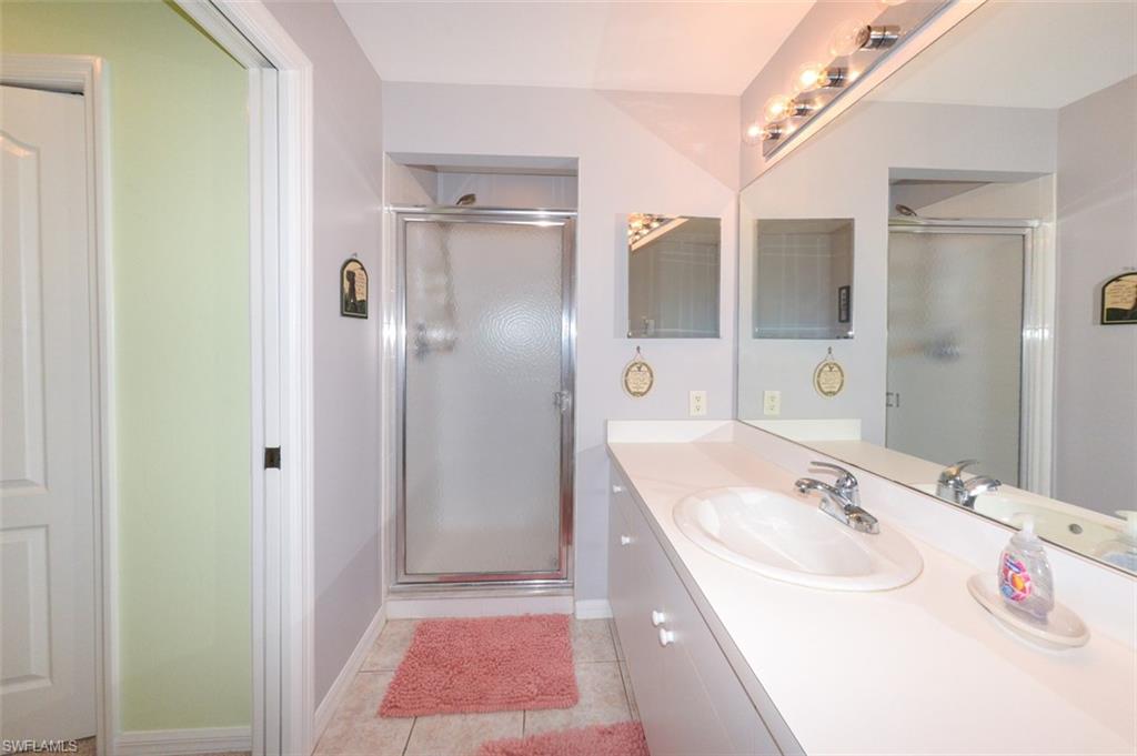 LAKESIDE GREEN - Residential