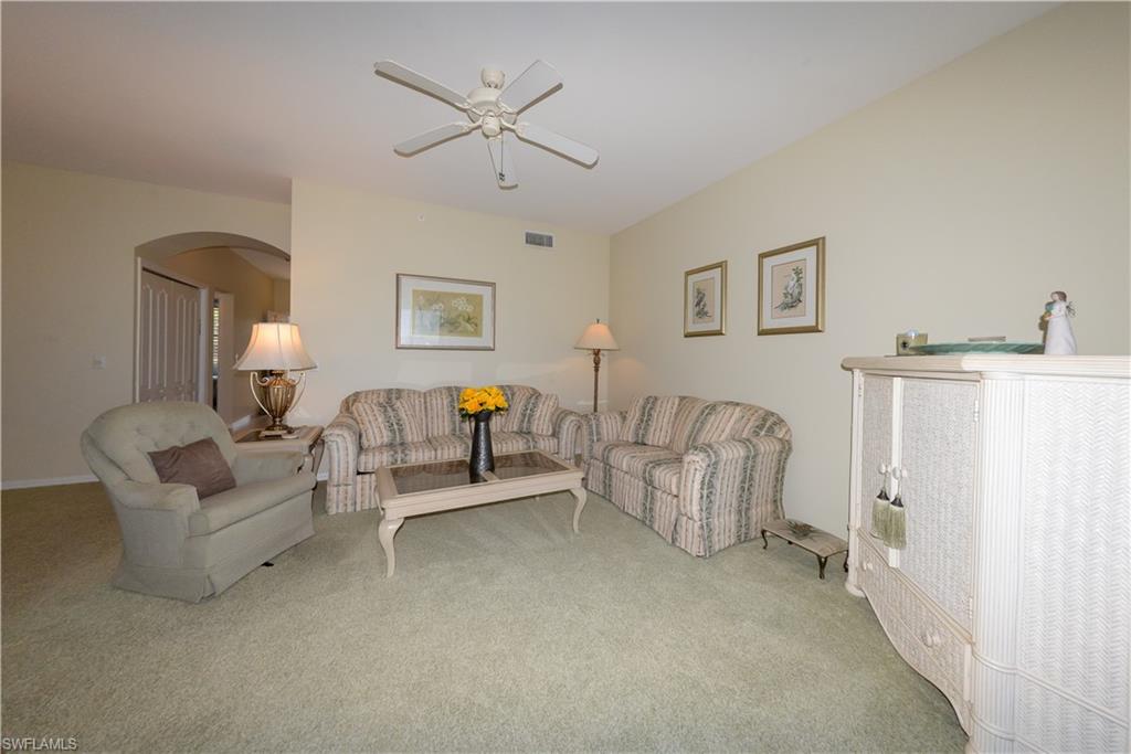 LAKESIDE GREEN - Residential