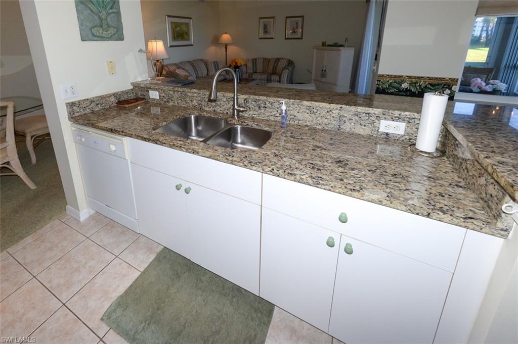 LAKESIDE GREEN - Residential