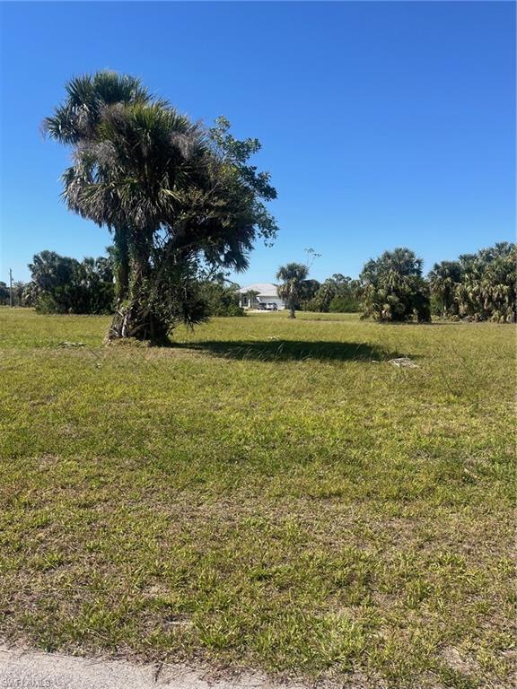 BURNT STORE LAKES - Land