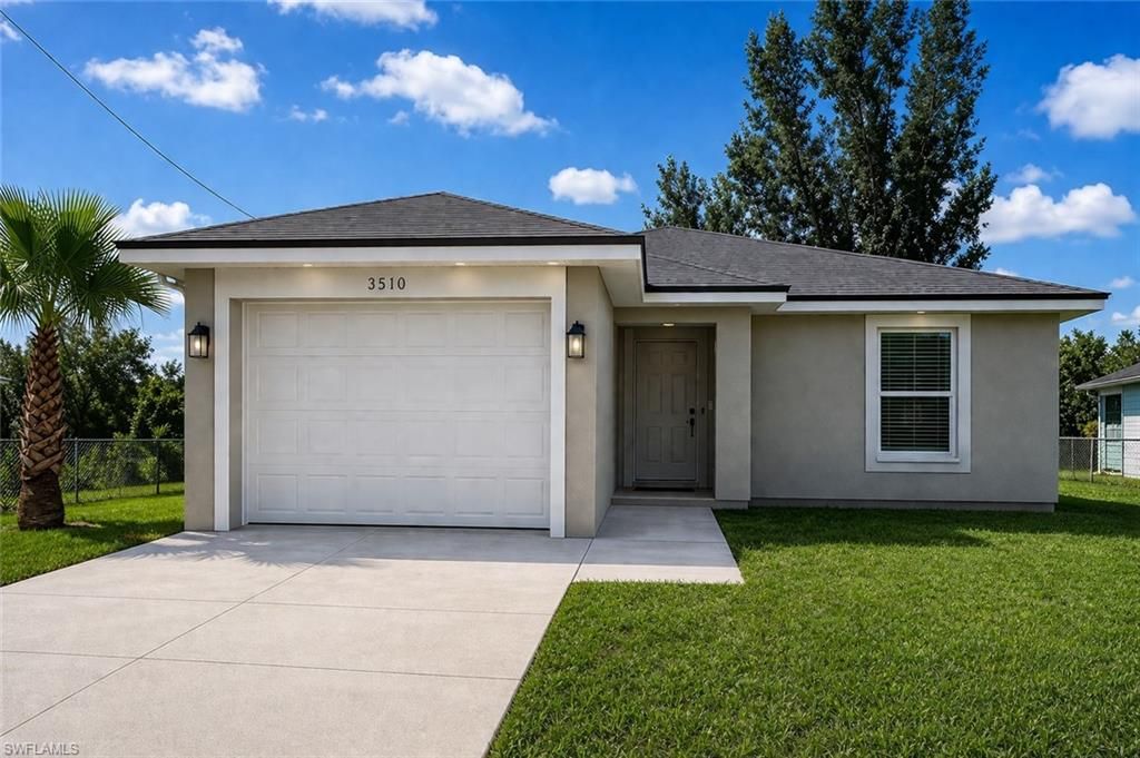 Photo of 3510 S Grimsley CT, FORT MYERS, FL 33916 (MLS # 226017963)