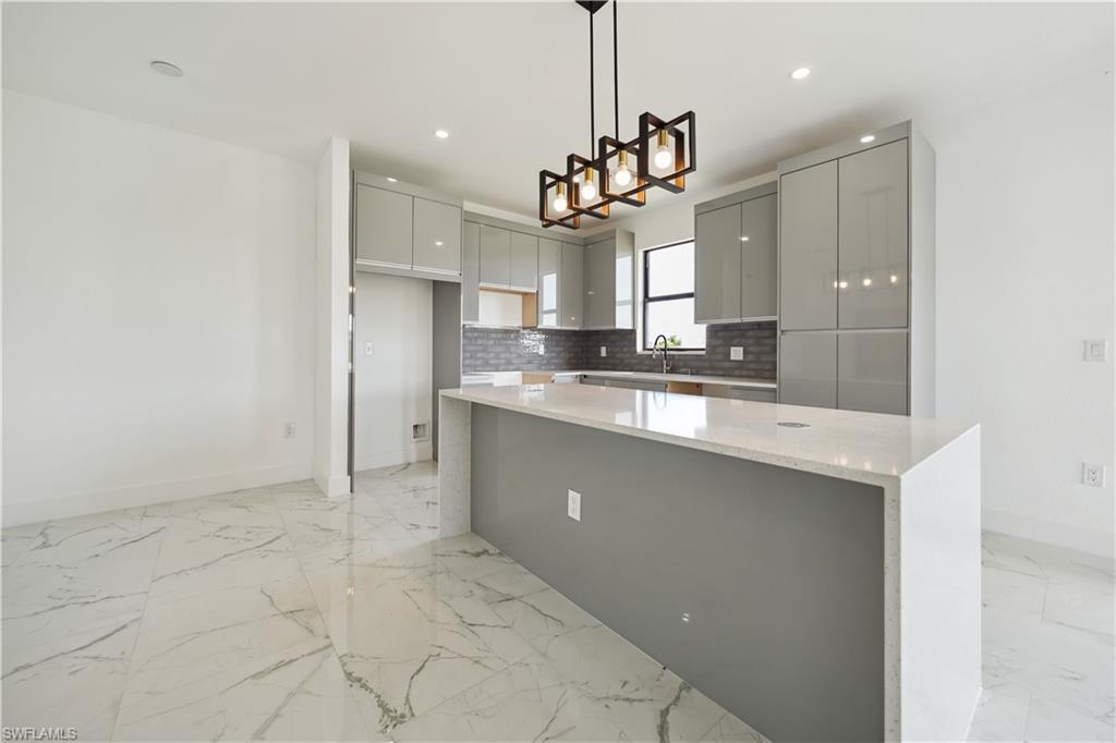 418 NE 31st TER