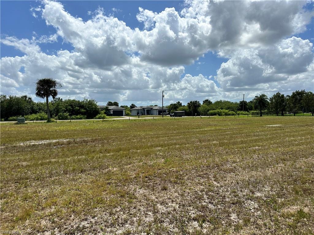 SADDLEBROOK LAKES - Residential