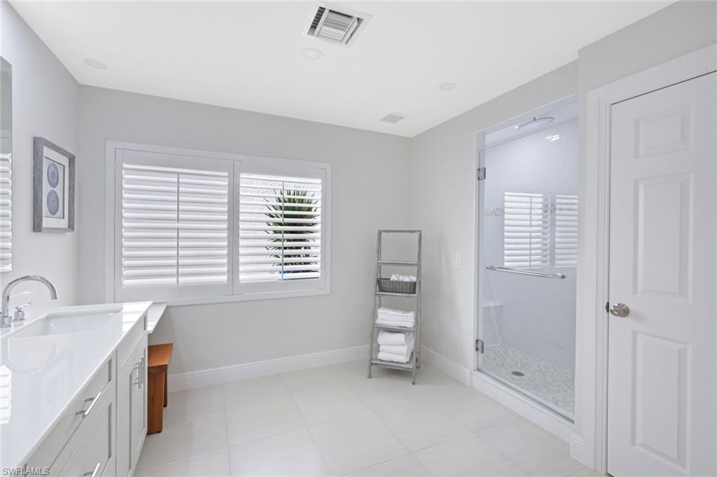 BEACHWALK HOMES - Residential Lease