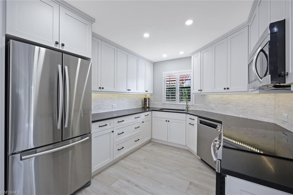 BEACHWALK HOMES - Residential Lease