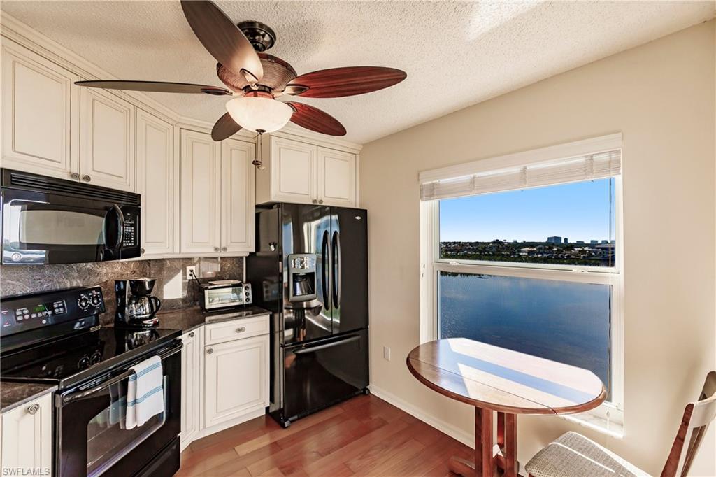 HICKORY BAY WEST - Residential