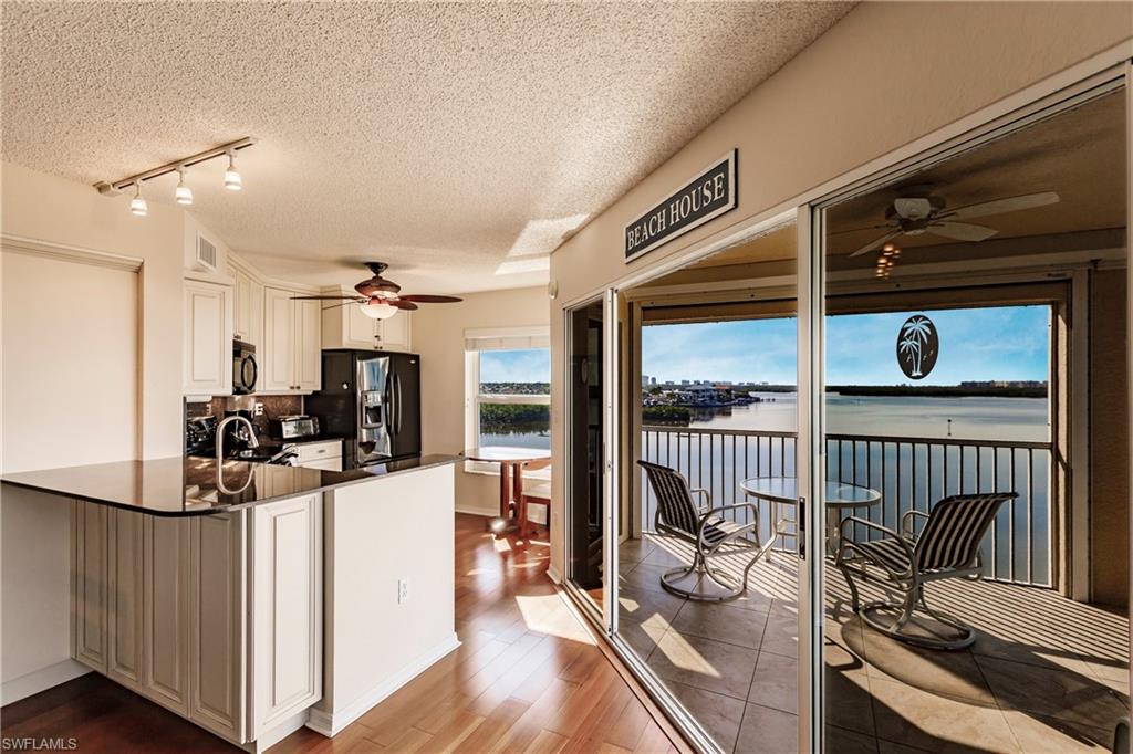 HICKORY BAY WEST - Residential