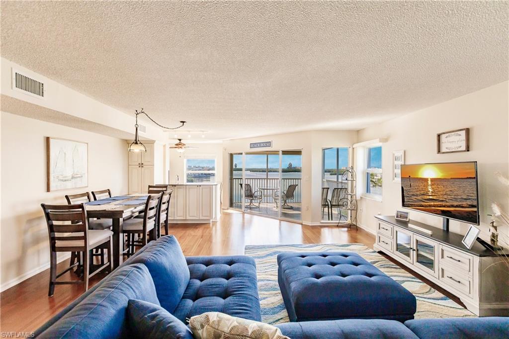 HICKORY BAY WEST - Residential