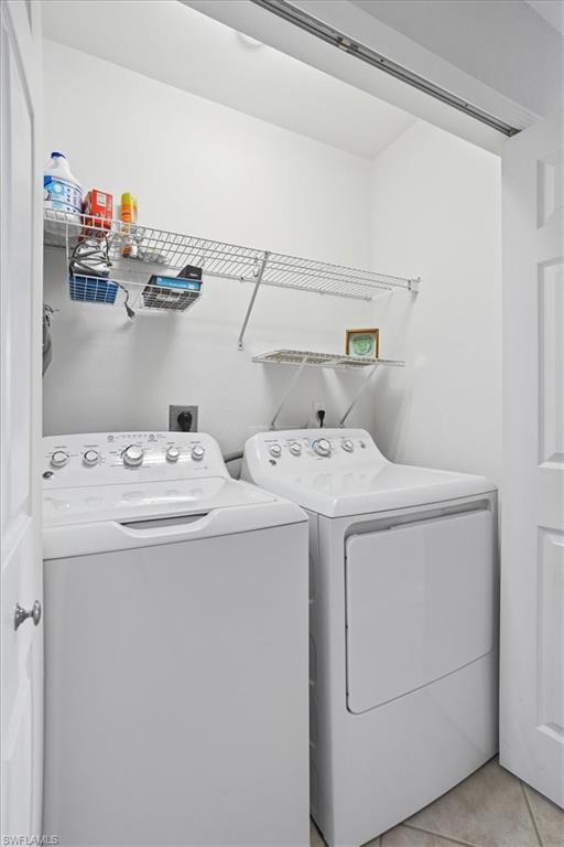 LIRON PLACE - Residential