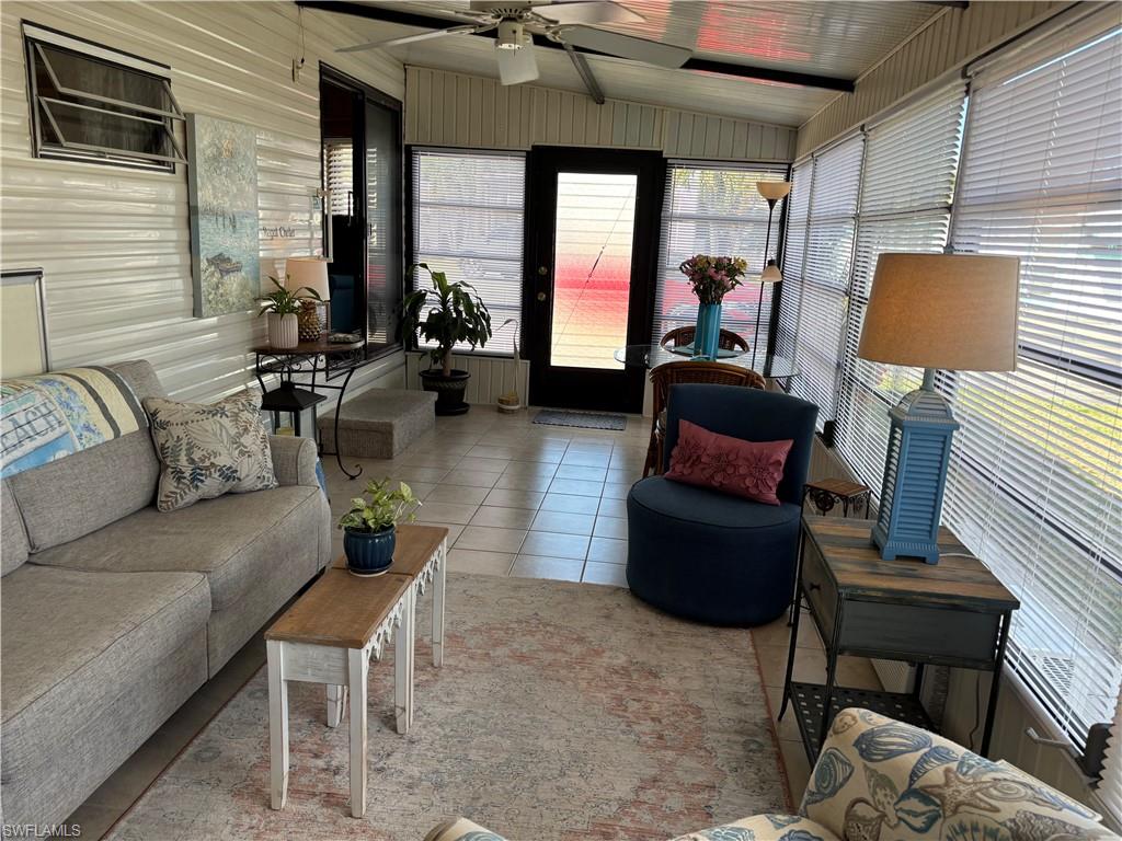 ENCHANTING SHORES - Residential