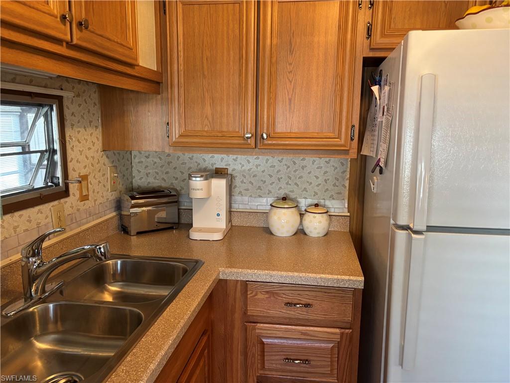 ENCHANTING SHORES - Residential