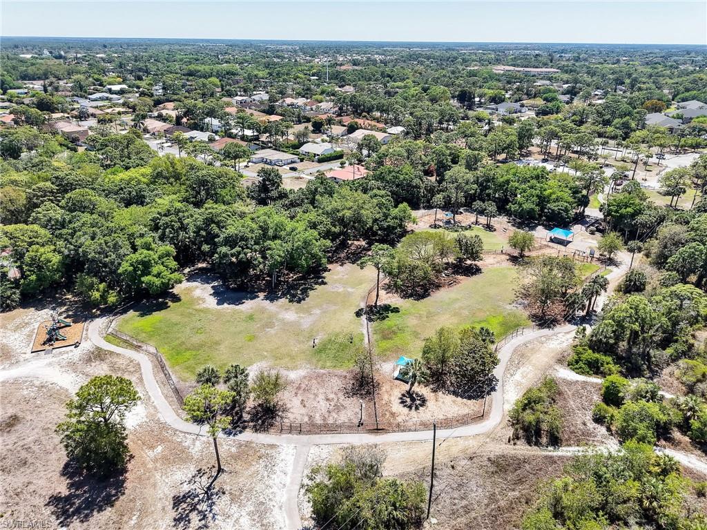SPANISH GARDENS - Residential