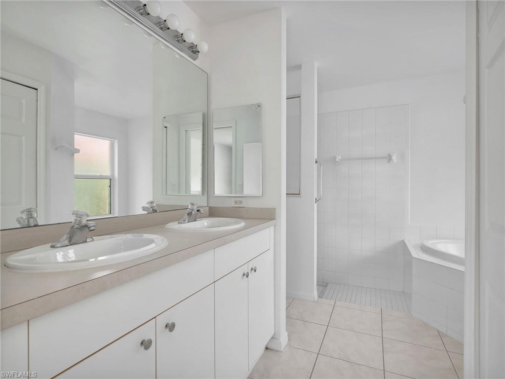 SPANISH GARDENS - Residential