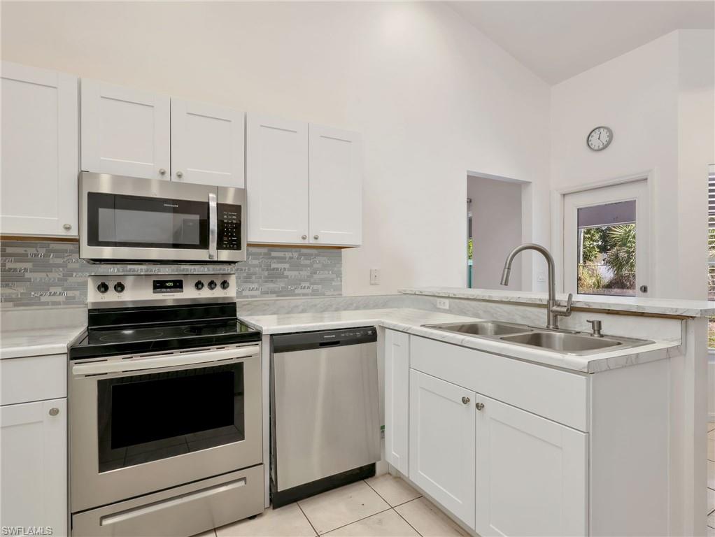 SPANISH GARDENS - Residential