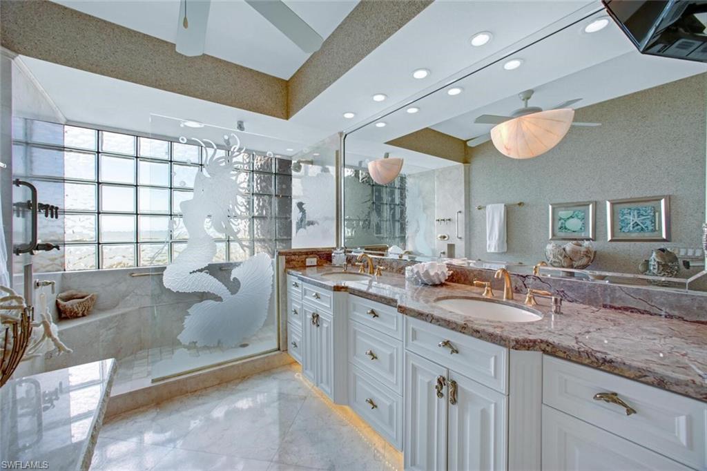 BAREFOOT BEACH CLUB - Residential