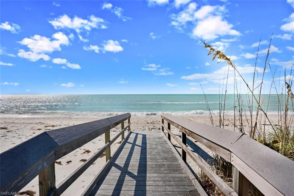 BAREFOOT BEACH CLUB - Residential