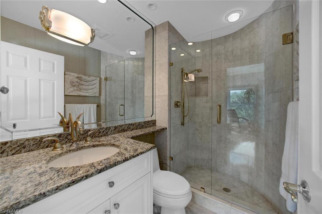 BAREFOOT BEACH CLUB - Residential