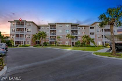 SABAL POINTE - Residential