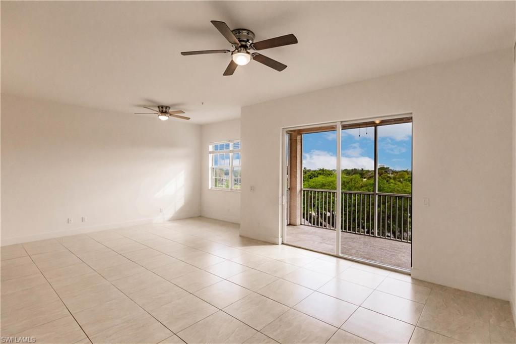 SABAL POINTE - Residential