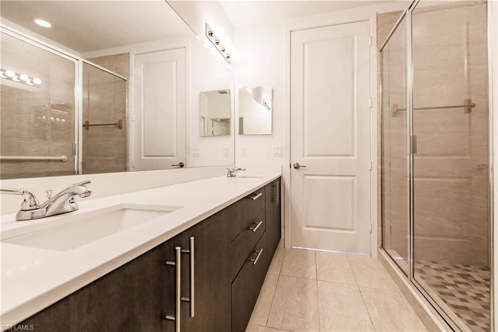 SABAL POINTE - Residential