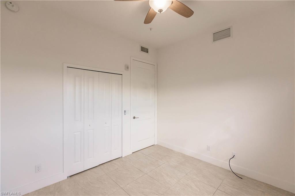 SABAL POINTE - Residential