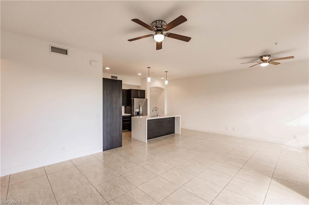 SABAL POINTE - Residential