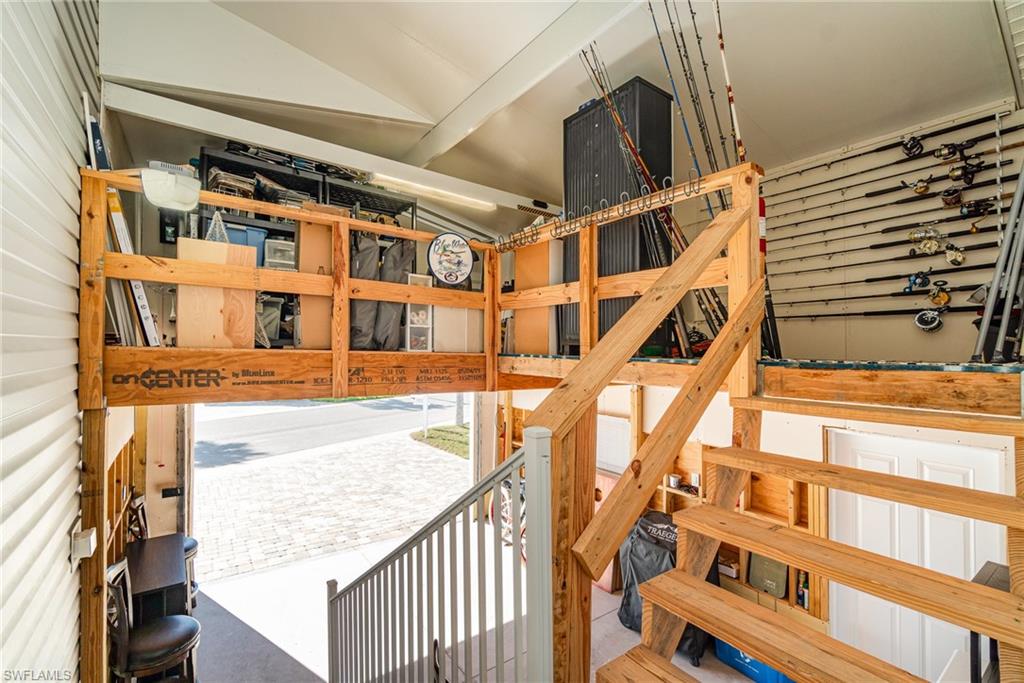 BAYSIDE ESTATES - Residential