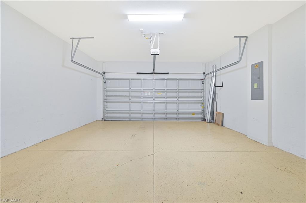 CASTALINA - Residential Lease