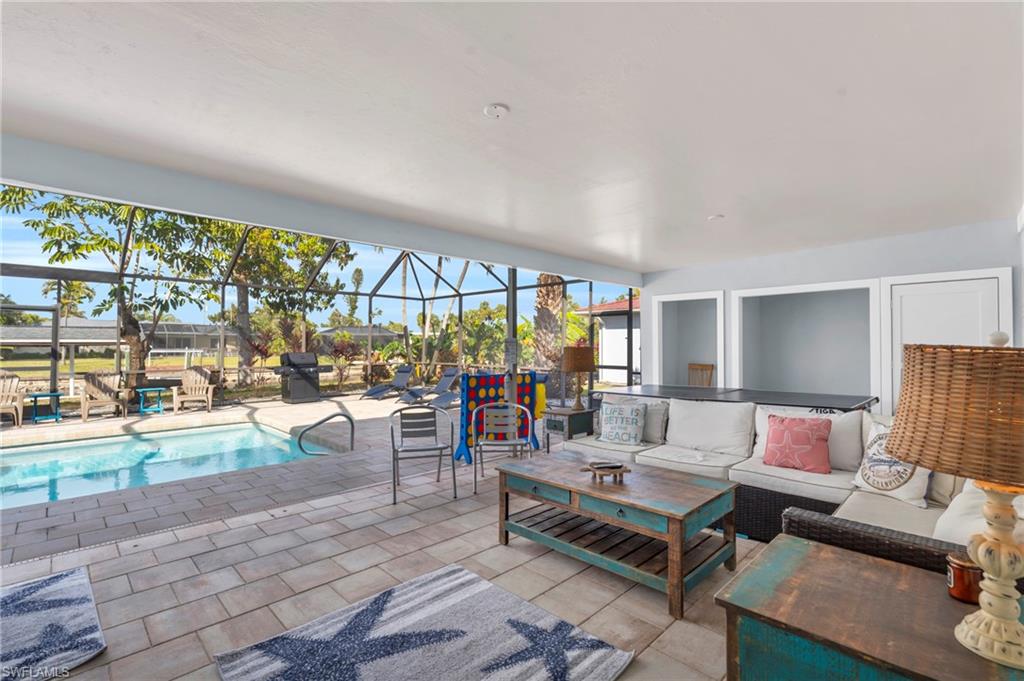 YACHT CLUB - Residential