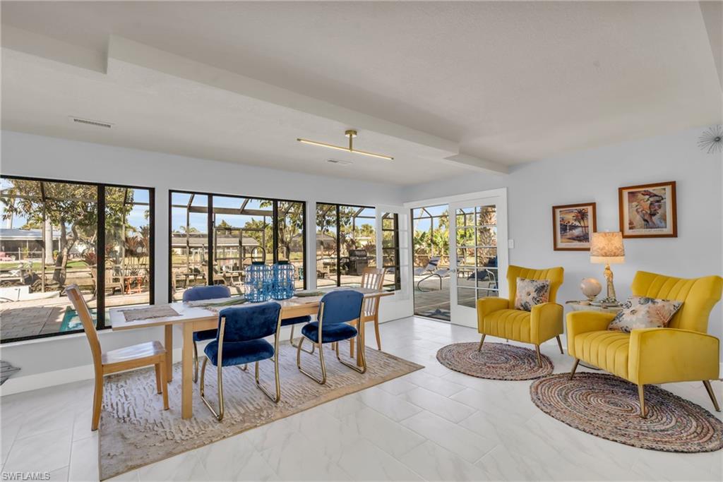 YACHT CLUB - Residential