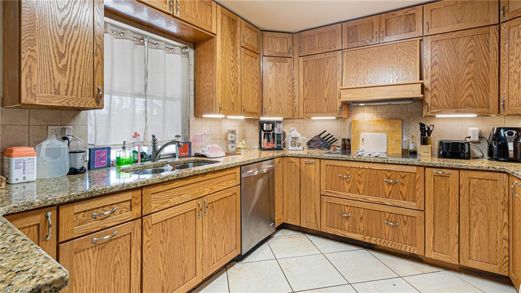 NORTH FORT MYERS - Residential