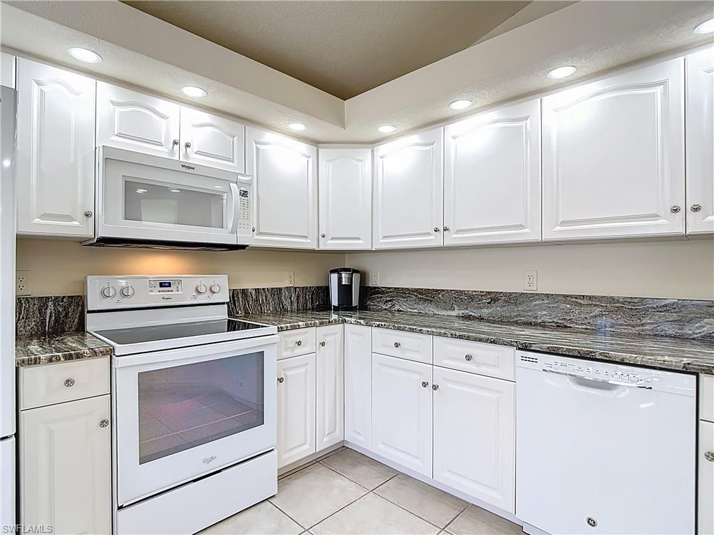 MANATEE BAY UNRECORDED SUBDIVISION - Residential