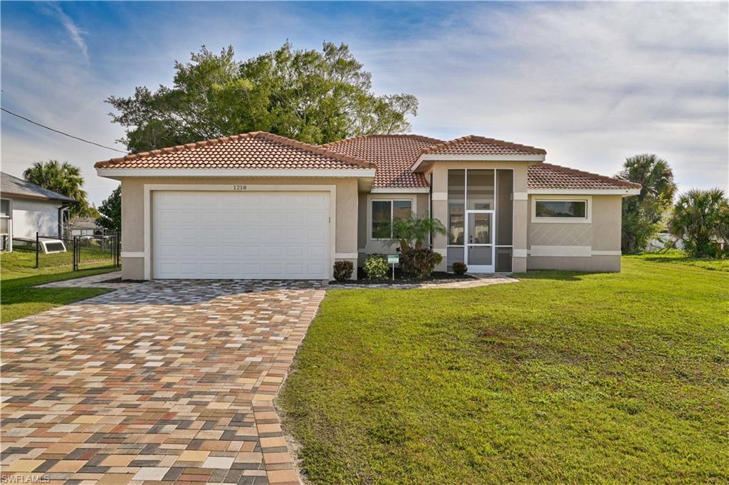 CAPE CORAL - Residential