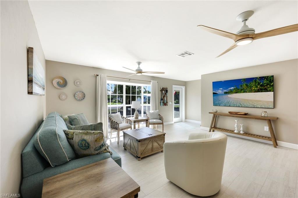 PIRATES COVE - Residential