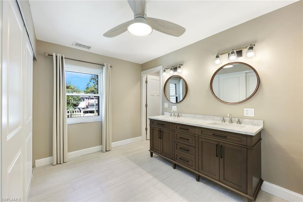 PIRATES COVE - Residential