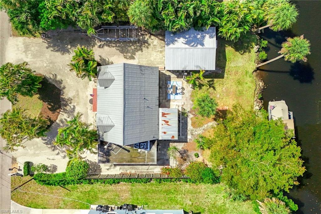 PIRATES COVE - Residential